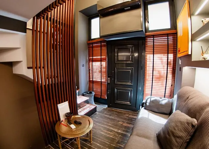 Olive Apartment *