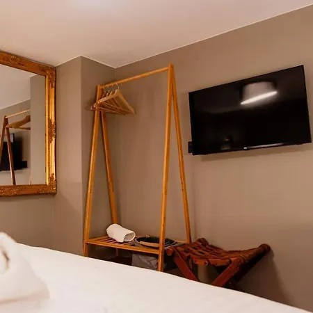 Olive Apartment